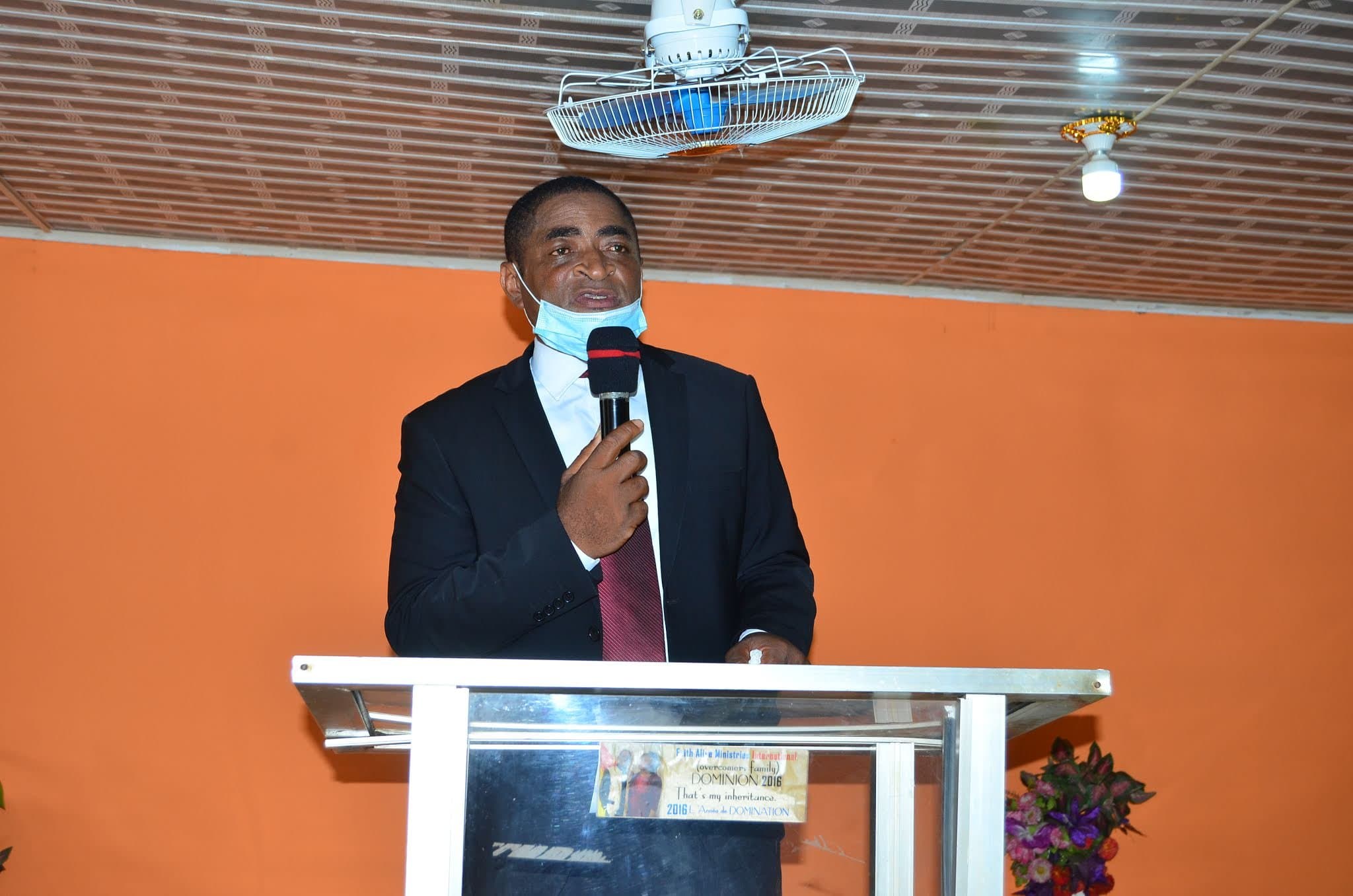 BCC Mayor Achobong Paul Reassure Bamenda Population That He will Continue The Monday Sale Of Food and Non food items at susidised rates.