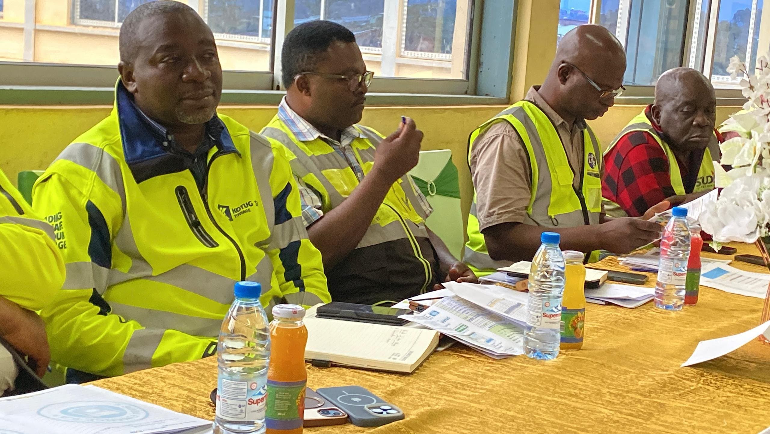 Le projet de passage urbain de Bamenda atteint 43 % d'avancement alors que le ministre inspecte les travaux à l'approche d'une échéance cruciale