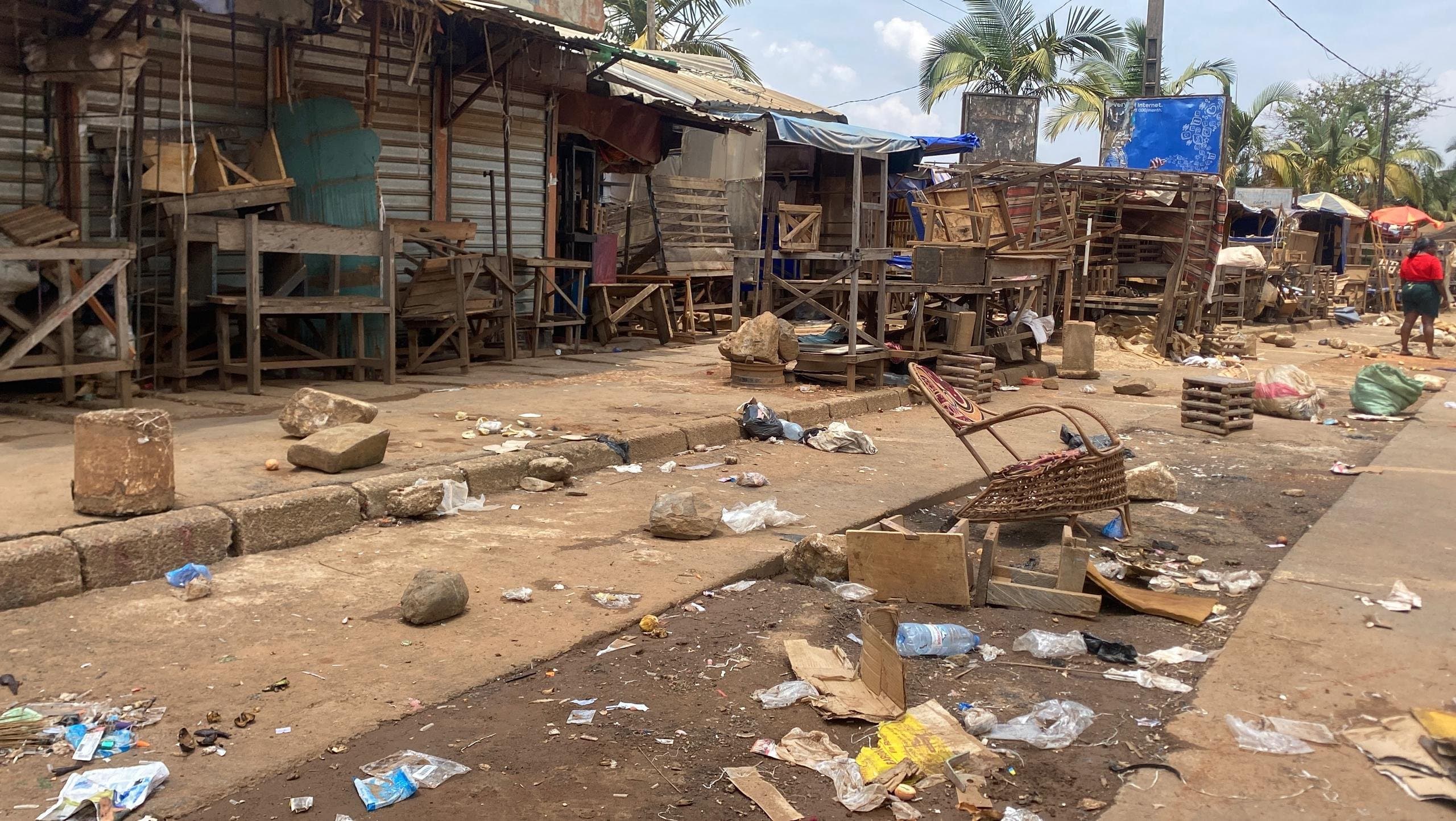 Bamenda City Council Clears Commercial Avenue Ahead of Papal Visit
