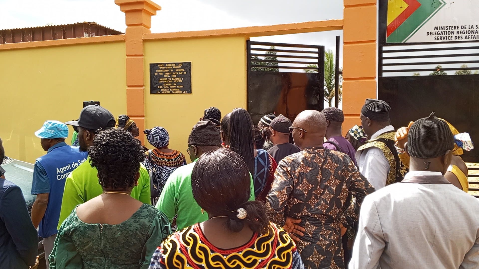 Dr. Tama Mumah Emmanuel and Family Donate U-Shaped Fence, Borehole, and Water Stand to Bamenda One Subdivisional Hospital