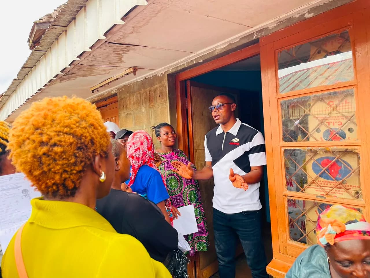 Humanitarian Impact: Nchofon Mingoh Honoured as Most Pragmatic Relief Aid Management Civil Administrator
